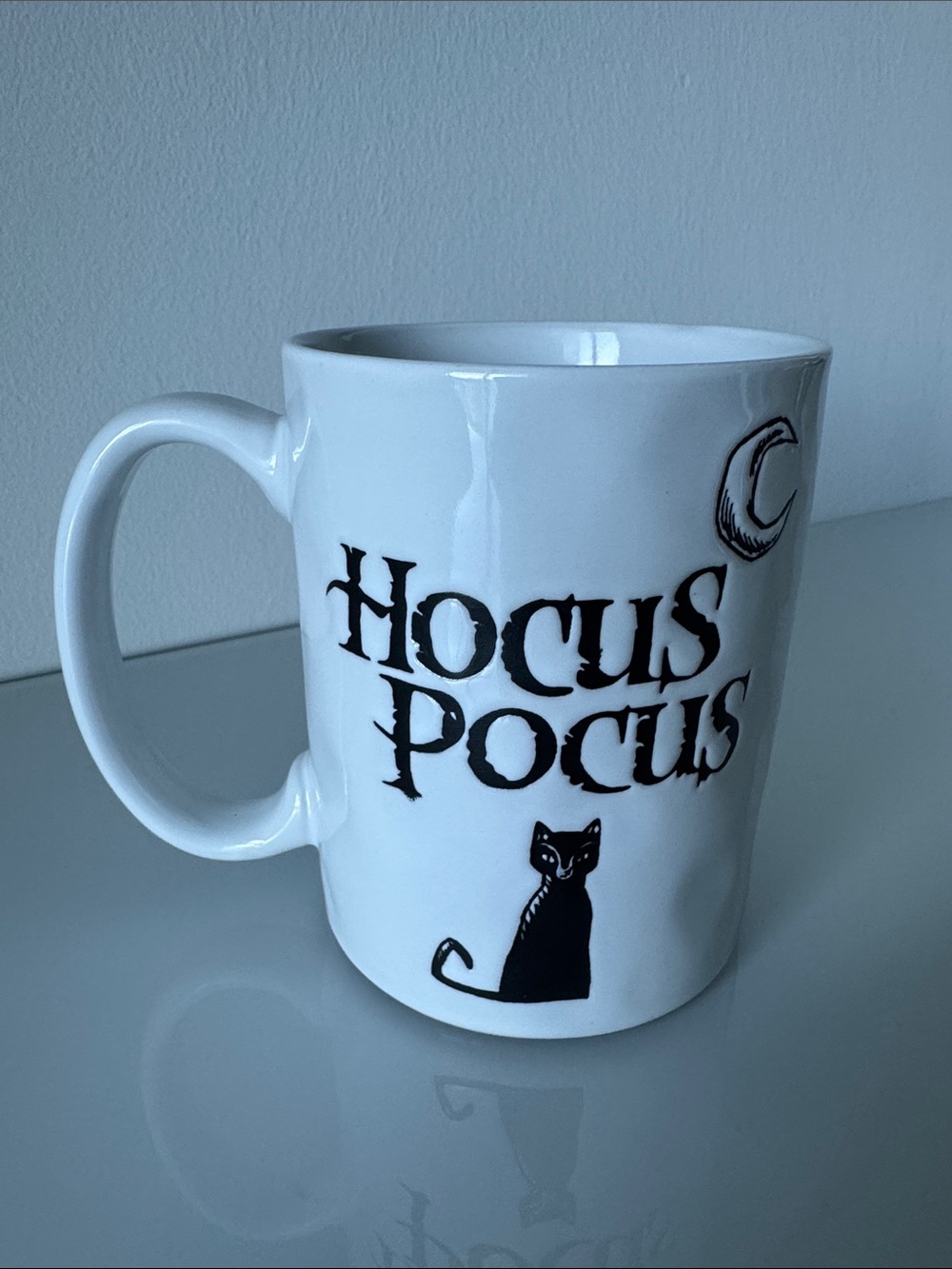 Hocus Pocus Disney OH LOOK ANOTHER GLORIOUS MORNING MAKES ME SICK Mug NEW